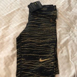 brand new nike leggings